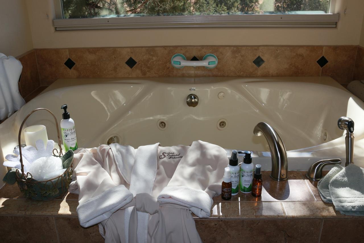 Sedona Cathedral Hideaway B&B And Casita Exterior photo